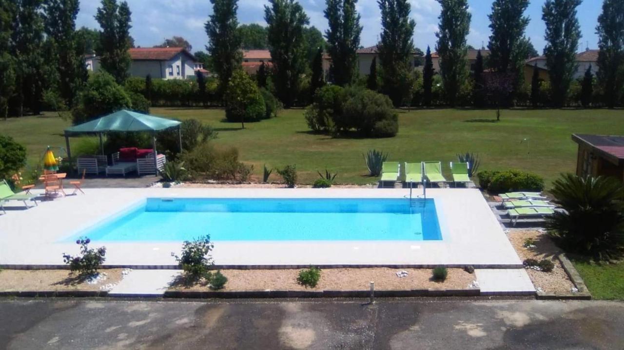 Podere Venanzio ลิโด ดิ กามาโยเร ภายนอก รูปภาพ